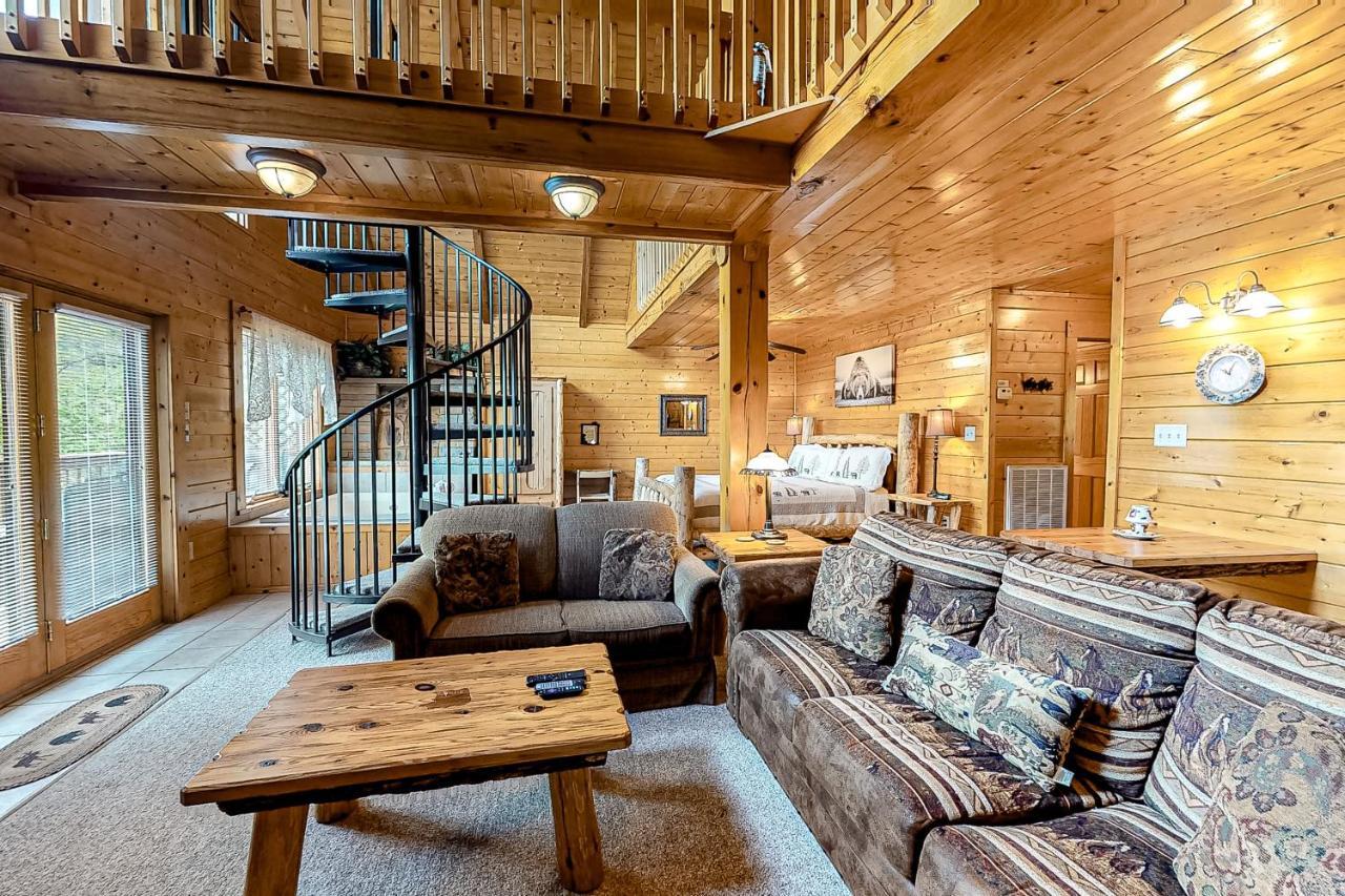 جاتلينبرج Daa Bear'S Lodge المظهر الخارجي الصورة